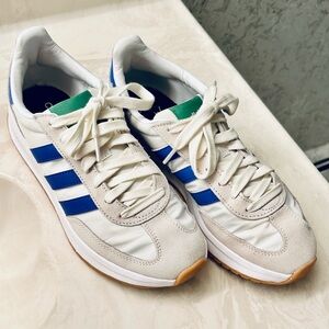 Adidas CloudFoam sneakers. White suede & leather upper. Worn a few times. Size 8